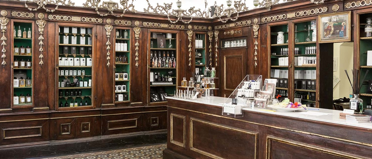 Farmacia SS. Annunziata 1561 is an Italian fragrance and cosmetics